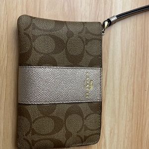 Coach Wristlet Small Wristlet Light Brown